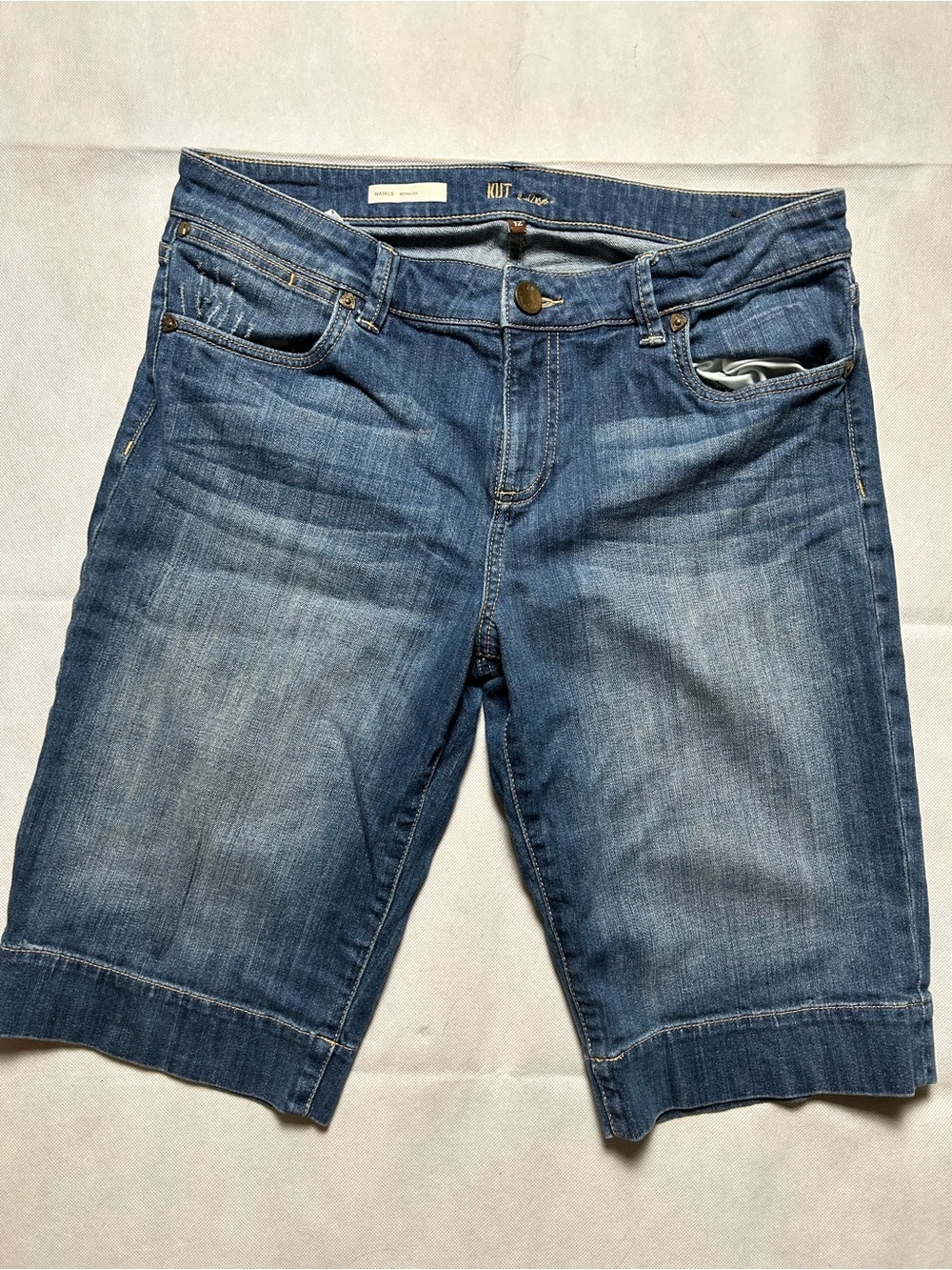 Kut from the kloth natalie Bermuda shorts size 12